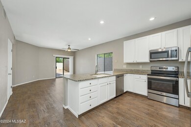 12277 N Brightridge Dr