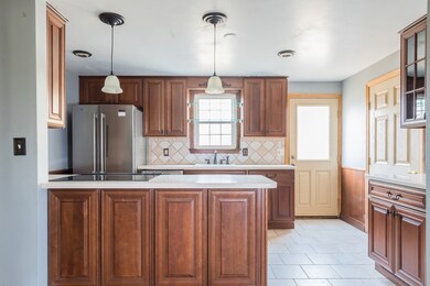 61 Heather Dr, Plymouth, MA 02360 - photo 5