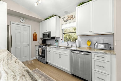 1155 E Bismark St, Hernando, FL 34442 - photo 6