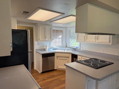 17140 Evergreen Rd, Cottonwood, CA 96022 - photo 5