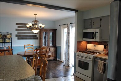 Spacious eat-in kitchen
