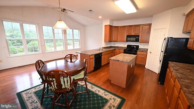 11258 Wildmeadows St, Waldorf, MD 20601 - photo 2
