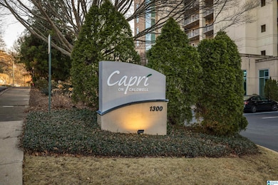 1300 27th Place S unit 16, Birmingham, AL 35205 - photo 4