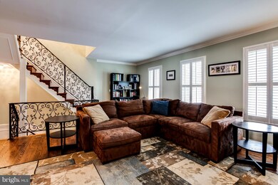 6829 Mclean Province Cir, Falls Church, VA 22043 - photo 3