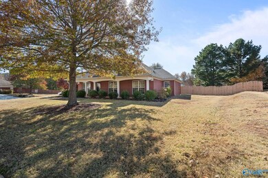 122 Wyeth Dr, Harvest, AL 35749 - photo 2