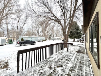 435 Piccadilly Cir, Bismarck, ND 58504 - photo 4