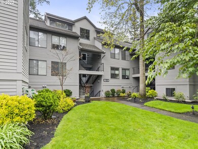 4000 Carman Dr unit 3, Lake Oswego, OR 97035 - photo 3