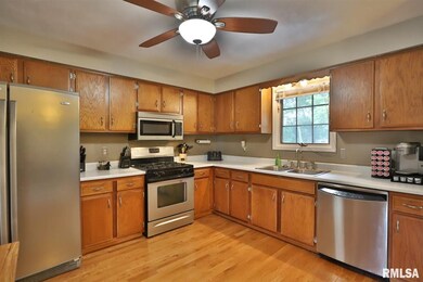 16215 N Jefferson Ct, Chillicothe, IL 61523 - photo 7