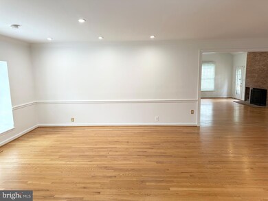 3505 John Carroll Dr, Olney, MD 20832 - photo 3