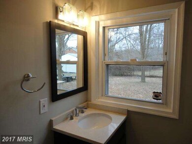 9305 Fontana Dr, Lanham, MD 20706 - photo 7