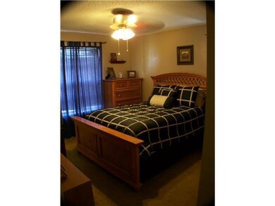 10129 Stoneway Dr, El Paso, TX 79925 - photo 6