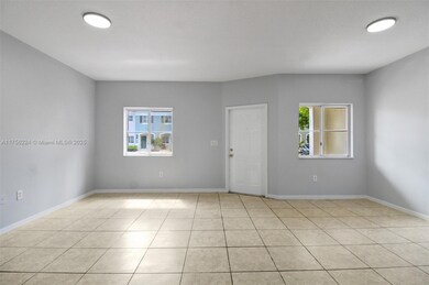 1615 SE 30th St unit 1615, Homestead, FL 33035 - photo 3