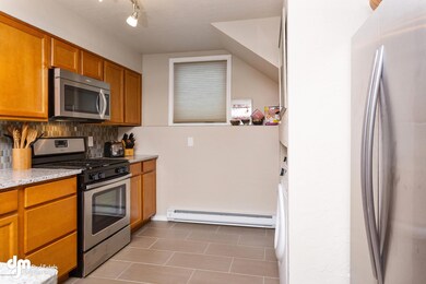 Kitchen 8302-FULL