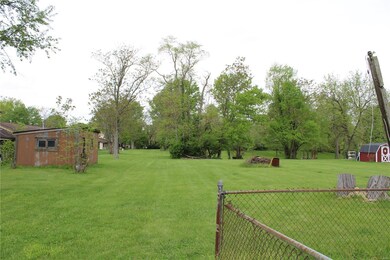 2509 Williams St, Maryville, IL 62062 - photo 5