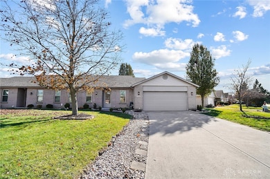 1976 Swallowtail Ct, Clayton, OH 45315 - photo 3