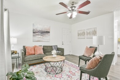 17115 Townes Rd, Friendswood, TX 77546 - photo 6