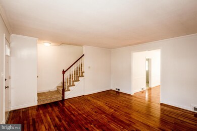 1339 Pentwood Rd, Baltimore, MD 21239 - photo 5