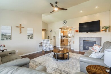 2933 Sylvia Ln, Grand Junction, CO 81504 - photo 7