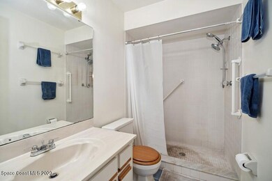 121 McNeela Dr unit 121, Titusville, FL 32796 - photo 7