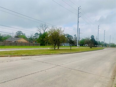 6102 Wheatley St, Houston, TX 77091 - photo 4