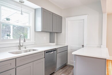 50 Lake St, Haverhill, MA 01832 - photo 4