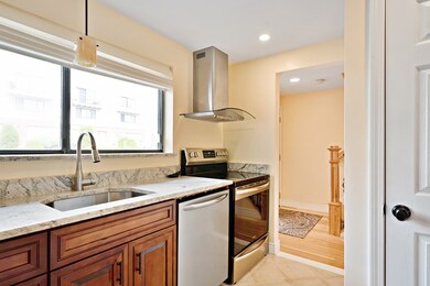 1695 N Shore Rd unit 17, Revere, MA 02151 - photo 6