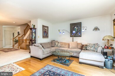 1062 Hidden Moss Dr, Cockeysville, MD 21030 - photo 3