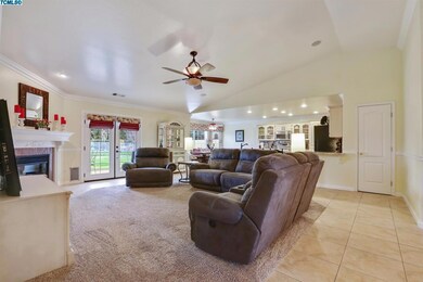 Main House - Front Room