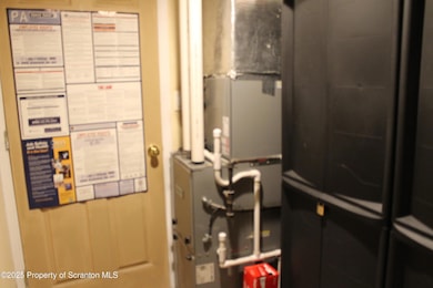 527 Cedar Ave, Scranton, PA 18505 - photo 5