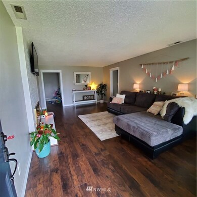 1624 Florence Ave, Longview, WA 98632 - photo 2