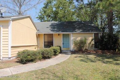 757 Aries Rd W, Jacksonville, FL 32216 - photo 2