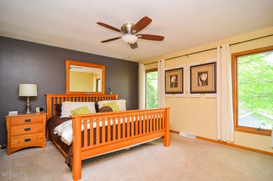 2661 Curticewood Dr NE, Grand Rapids, MI 49525 - photo 7