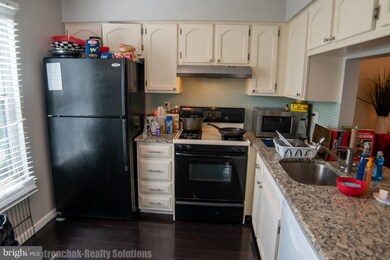 2106B Denham Ct unit 2106, Mount Laurel, NJ 08054 - photo 3