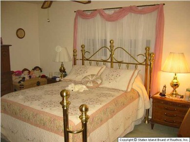 72 Justin Ave, Staten Island, NY 10306 - photo 7