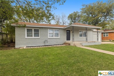 704 Turner St, Copperas Cove, TX 76522 - photo 2