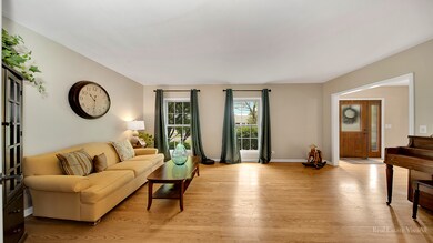 3550 Lakeview Dr, Algonquin, IL 60102 - photo 6