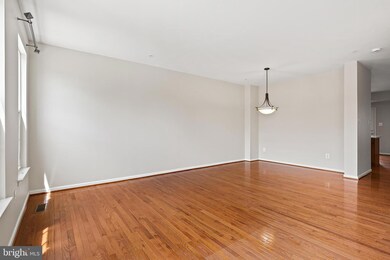 10016 Love Song Ct, Laurel, MD 20723 - photo 5