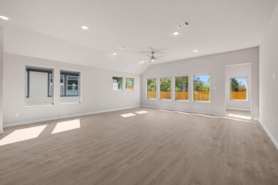 342 Bendecido Loop, Elgin, TX 78621 - photo 6