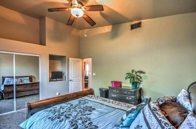 2nd Bedroom (2)