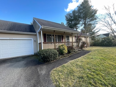 285 Charge Pond Rd, Wareham, MA 02571 - photo 2