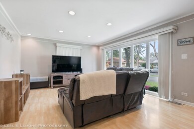 924 Bristol Ave, Westchester, IL 60154 - photo 4