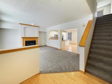 8322 Labont Way, Eden Prairie, MN 55344 - photo 6