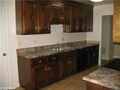 Kitchen - Great view of the beautiful wood cabinet