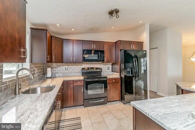 535 Fuselage Ave, Essex, MD 21221 - photo 6