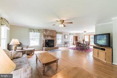 2702 Melrose Ave, Woodstock, MD 21163 - photo 3