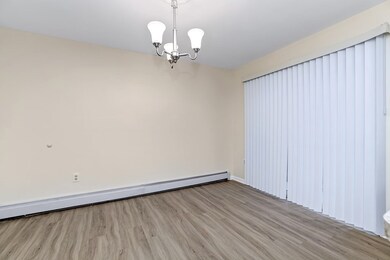 2 Howe Terrace unit 13, Dorchester, MA 02125 - photo 6