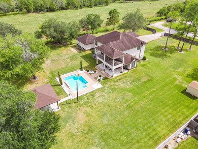 2116 County Road 357, Alvin, TX 77511 - photo 2