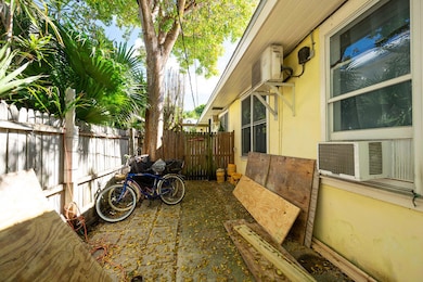 905 Grinnell St, Key West