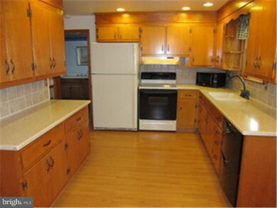 83 Colebrookdale Rd, Boyertown, PA 19512 - photo 2