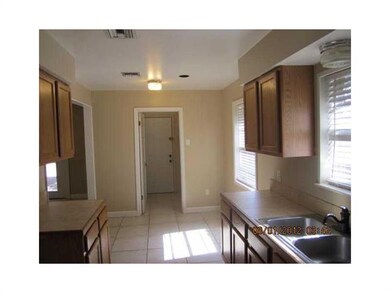 Breakfast Room. Breakfast room